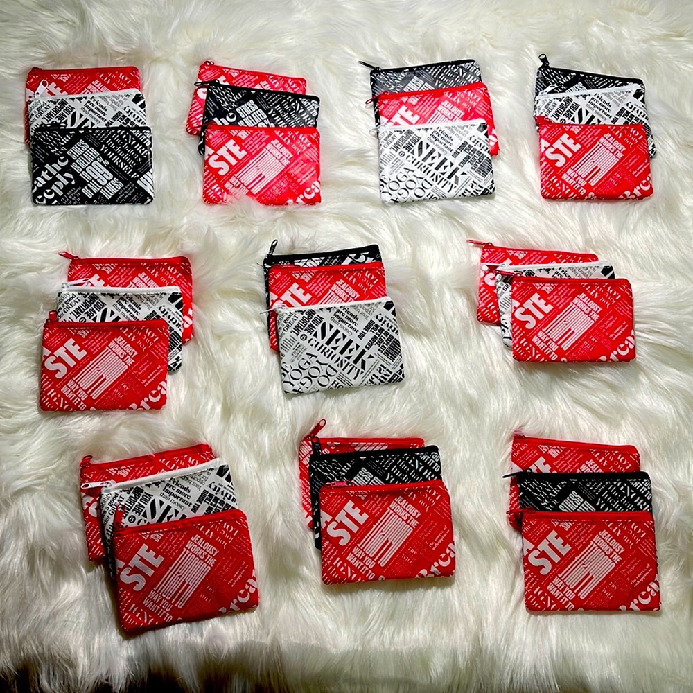 Lululemon coin pouch